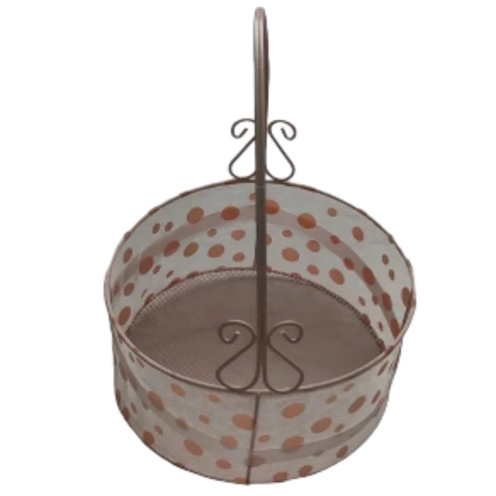 Metallic round baskets, lined with veil and ball design.
